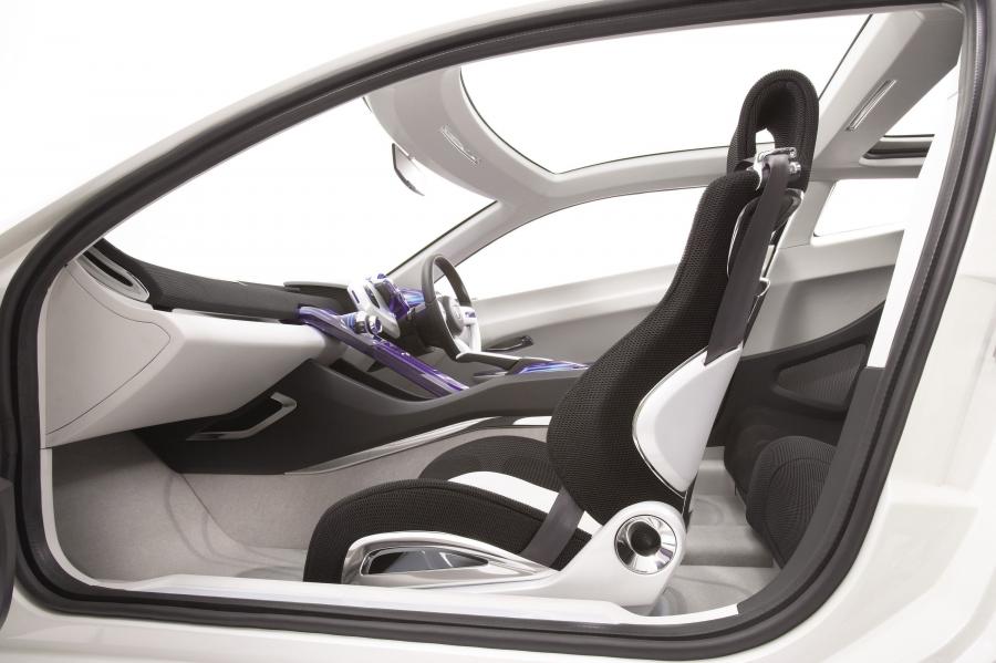  Honda CR-Z Concept 2007 года  (фото 12 из 19)